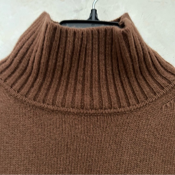Feel the luxury! Weekend Max Mara

Borgia Wool Turtleneck Sweater - Picture 6 of 9
